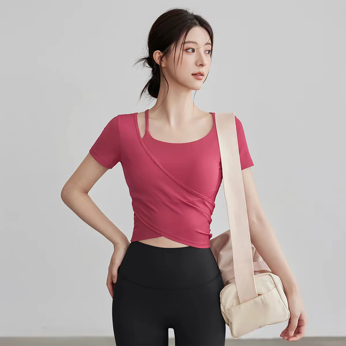 เสื้อผ้าโยคะแขนยาวสำหรับฤดูร้อ - Summer Clothing Looks บทวิจารณ์และราคา
