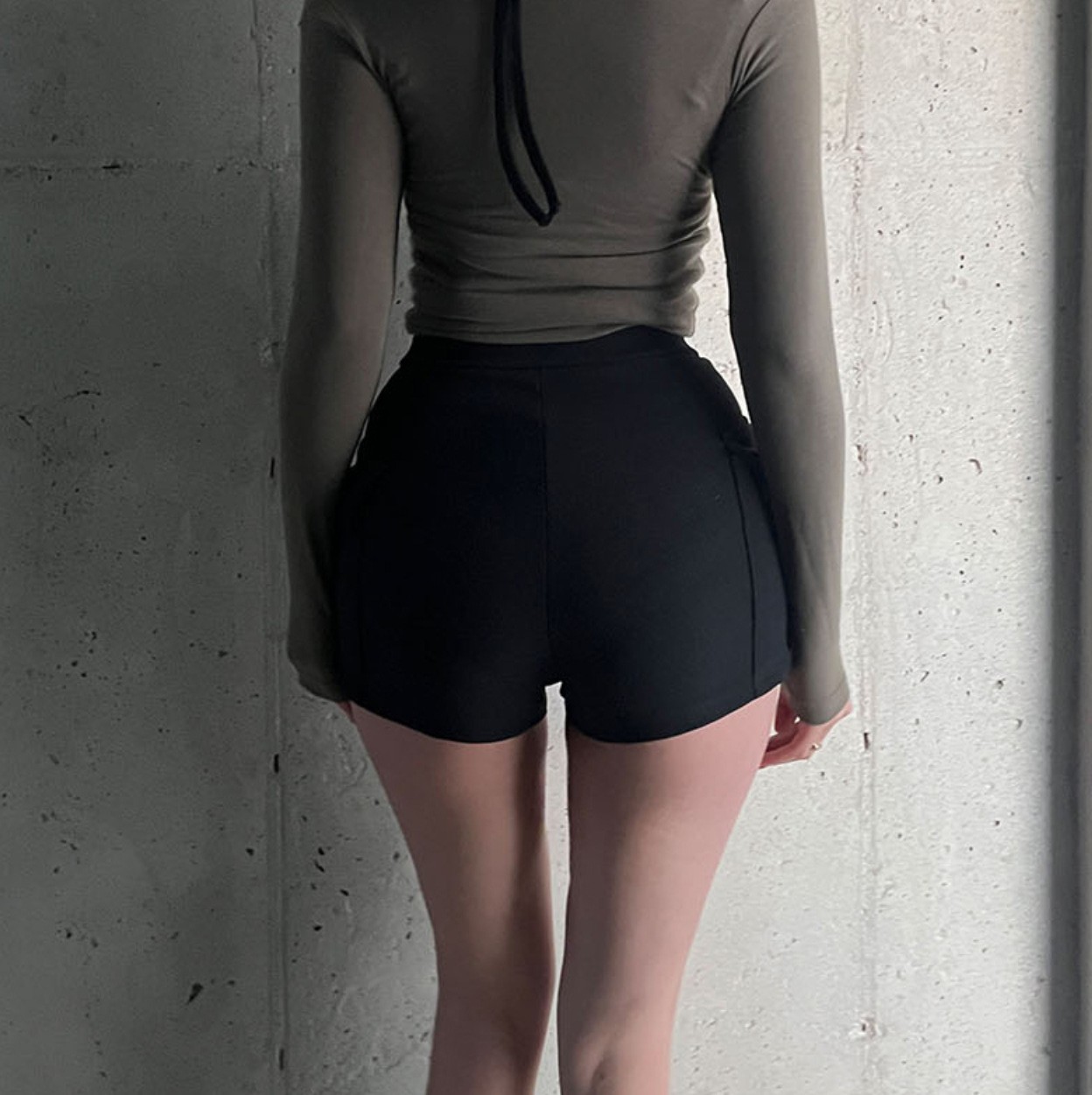 กางเกงยีนส์ขาสั้นเอวสูงทรงเข้า - Summer Clothing Looks บทวิจารณ์และราคา