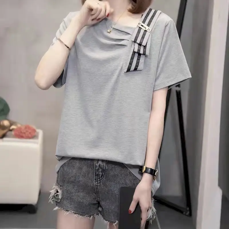 เสื้อยืดผ้าฝ้ายผู้หญิง ดีไซน์เ - Summer Clothing Trends 2026 บทวิจารณ์และราคา